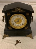 Vintage Ingraham Mantle Clock with key