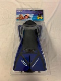 U.S. divers zip swimming fins NEW size Small