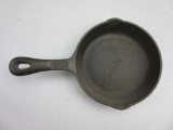 BENJAMIN & MEDWIN Cast Iron Skillet 8.5