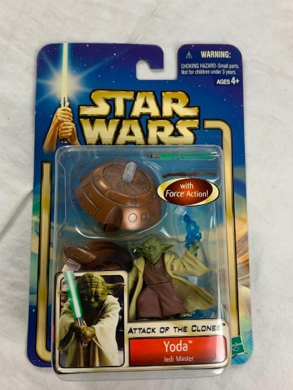 STAR WARS Attack Of The Clones YODA Jedi Master Action Figure NEW 2002 MOC