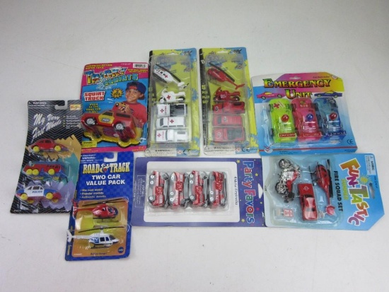 Tray Lot of 8 NEW Packages of Toy Cars