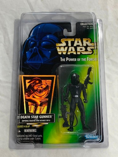 1996 STAR WARS Power Of The Force DEATH STAR GUNNER Action Figure Hologram Foil on Green Card NEW