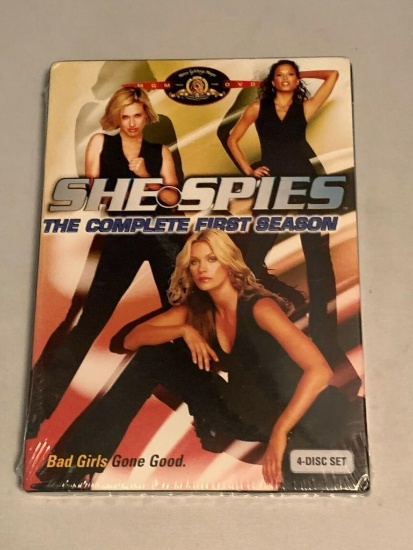 SHE SPIES The Complete First Season 4 Disc DVD NEW SEALED Natasha Henstridge