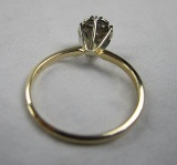 14K Gold Solitaire Style Ring With 7 Diamond Clusters Sz. 6