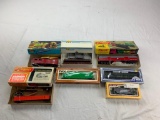 Lot of 7 Vintage HO Scale Train Cars with boxes