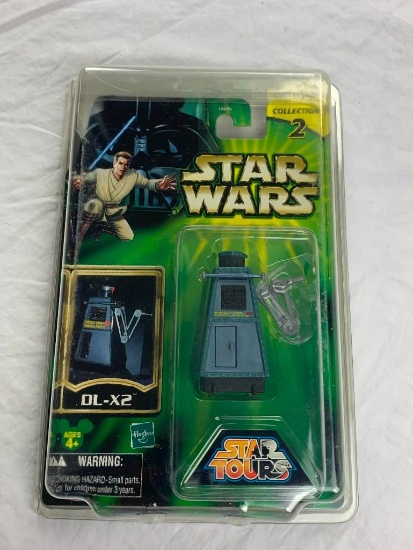 Star Wars DL-X2 Droid Action Figure NEW with Case Disney Parks Tours Exclusive