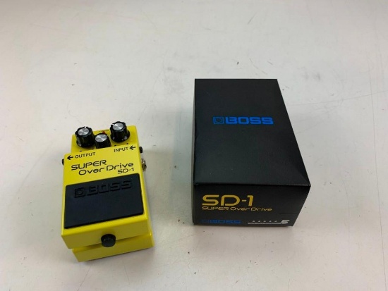 Boss SD-1 Super Overdrive Guitar Effect Pedal with box