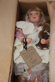 2 Boyds Dolls 1 Boyds Bear Figure all Mint in Boxes and 2 other Porcelain dolls 1 Small Figure