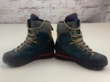 Hanwag hiking mountaineering Men's boots Size US 10.5