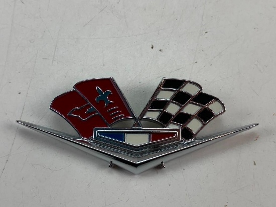 1963 1964 1965 1966 Chevrolet Corvette Fender Emblem 3827158