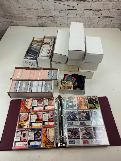 Lot collection of approx 6000 Sport Cards from the 1970's to 2000's Baseball Football