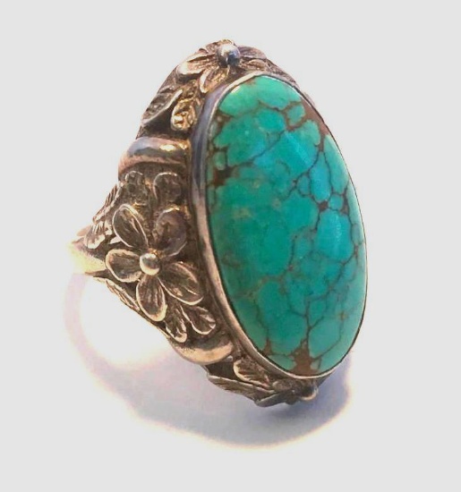 Sterling Silver 925 Ring with Large Turquoise Center Stone Size 7.5 | 8.8 grams