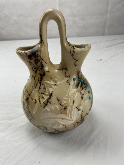 Native American horse hair ceramic wedding vase signed by artist Vail. 8" tall