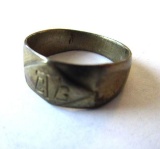 Silver band ring with initials GTG. Unmarked/tested. Sz. 8. 3.51g