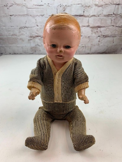 Antique Amberg Vanta Baby composition 15: Doll with outfit