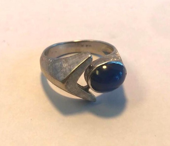 Silver-Toned 14K Gold-Ring with Blue Catseye Center Stone Size 8.5 | 7.2 grams