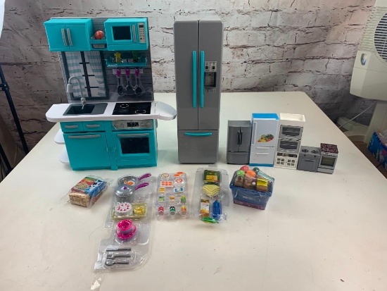 Lot of kitchen appliances Toys with Toy package Food