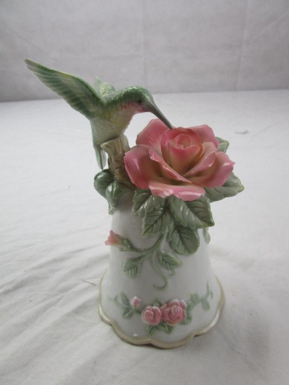 Vintage ceramic hummingbird with capodimonte flower music figurine