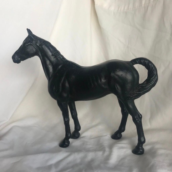 Vintage Cast Iron Horse Decoration / Doorstop