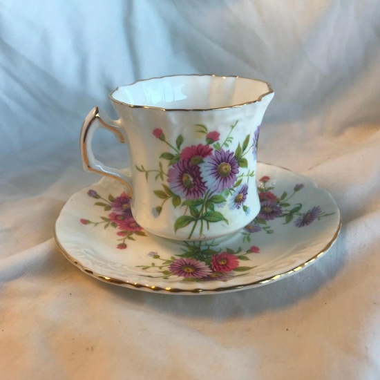 Vintage 2 Piece Bone China Hammersly & Co. Teacup and Saucer Made in England