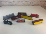 Lot of 8 HO Scale Model Train Cars