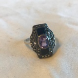 Sterling Silver Ring with Marcasite Detail and a Purple Center Gem Size 7 | 4.39 grams