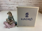 Lladro Porcelain Figurine #5845 - Dressing the Baby Mother and Infant Child with box