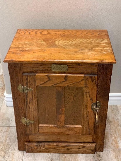 Vintage White Clad Simmons Oak Wood ice box