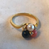 14KT Gold Electroplated Ring with Pearl, Onyx, and Thulite Center Stones Size 8 | 2.47 grams