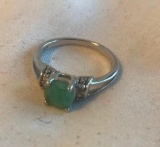 Sterling Silver Ring with Jade Center Stone Size 6 | 2.36 grams