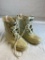 RED BALL STEEL SHANK white snow Boots Men's Size 10