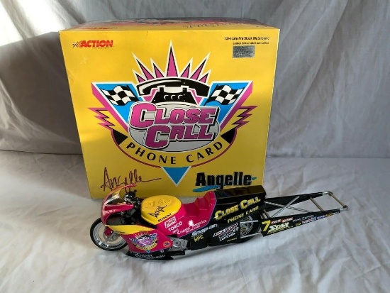ANGELLE SEELING 2000 Pro-Stock Bike Close Call 1:9 Die-Cast AUTOGRAPH SIGNED