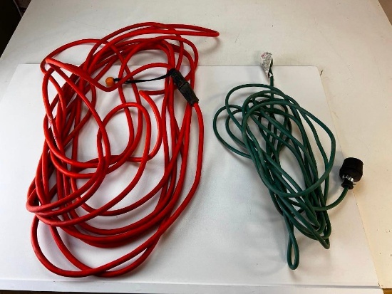 Lot of 2 Outdoor extension cords