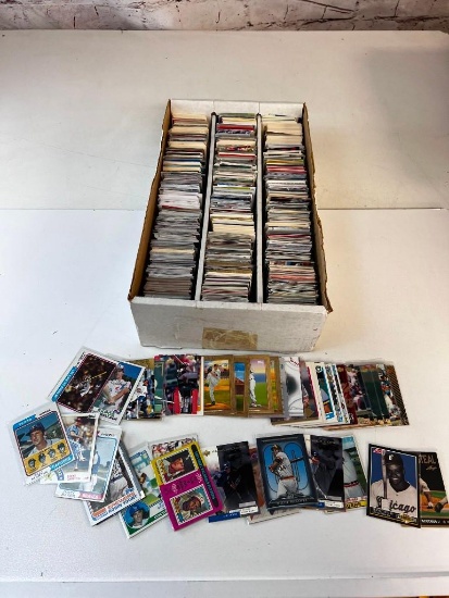 Lot of approx 2500 Baseball Sports Cards with stars