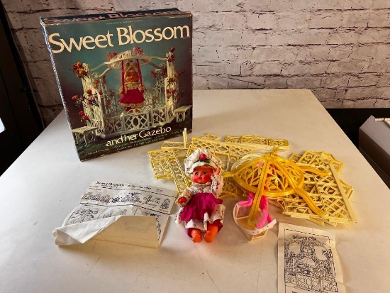 Vintage 1976 COMPLETE Sweet Blossom Doll and Her Gazebo in Box Mego