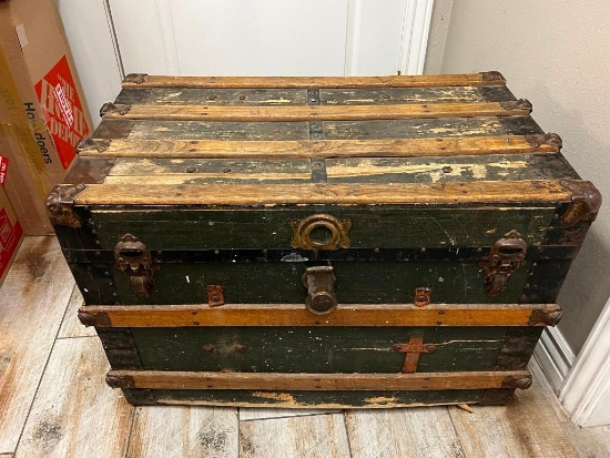 Antique Steamer Trunk with removable Tray