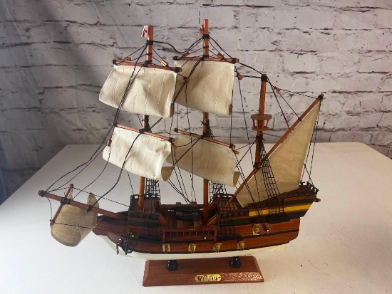 Mayflower 16" Tall Wood Ship Nautical Sail Boat Yacht Mantel Display Home Decor