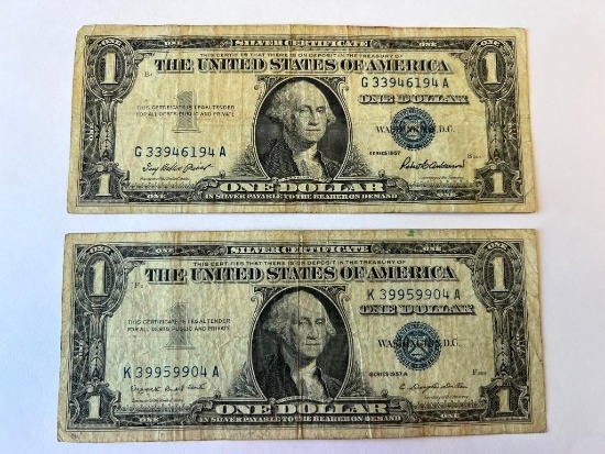 Lot of 2 One Dollar Silver Note 1935E and 1935D