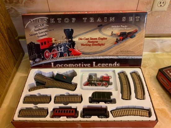 Feldstein Locomotive Legends Battery Powered Desktop Train Set NEW