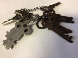 Large lot of vintage and modern skeleton keys