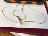 925 Silver Gold Plated 18 inch Necklace with Pearl like Stone, 2.83 g total weight