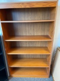 Wood bookcase with adjustable shelves
