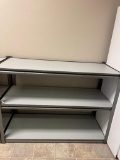 Metal and pressed wood shelving unit 3-shelves