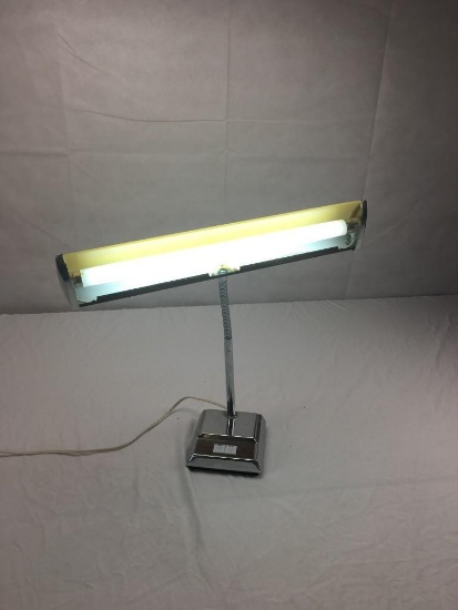 Fluorescent Desk Lamp