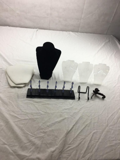 Hooks and Necklace Display Items