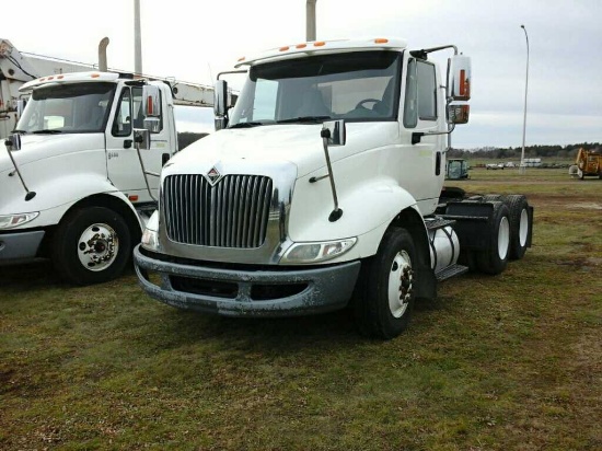 '07 International 8600 TA Tractor Truck