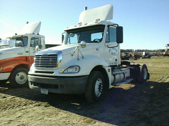 '07 Freightliner Tractor Truck