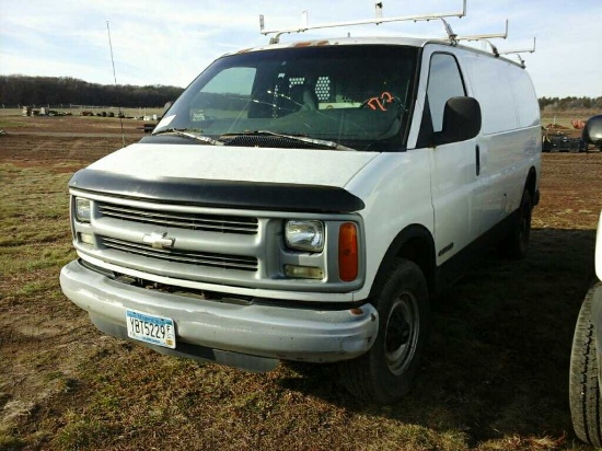 '99 Chevrolet 3500 Express Cargo Van