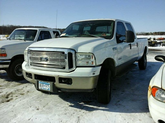 '05 Ford F250 Lariat Crew Cab Pickup Truck