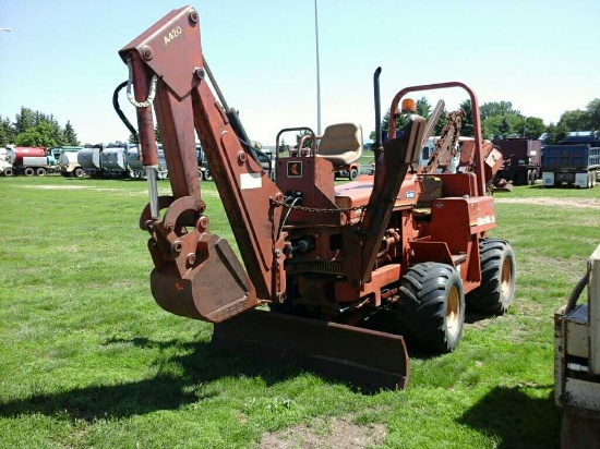 Ditch Witch 5110DD Trencher
